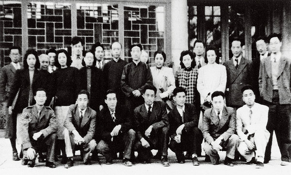 嘉德通訊119期·拍場(chǎng)擷珍 宋步云《月季花開》：二十世紀(jì)藝術(shù)夜場(chǎng)首推
