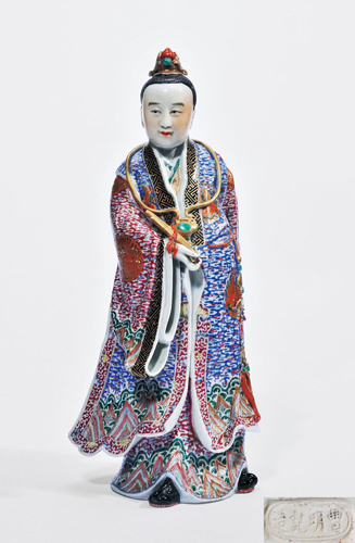 嘉德四季49期精品預(yù)覽 |  美胎青花濃轉(zhuǎn)淡 ，冉冉心事君了然——百瓷集韻（二）