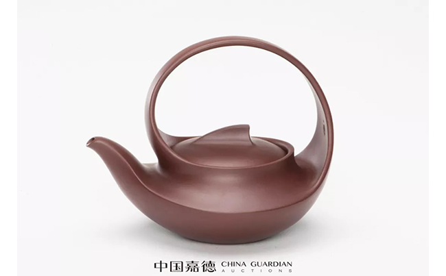 中國(guó)嘉德2019春拍精品導(dǎo)覽 | 拍賣市場(chǎng)上首見的顧景舟制綠泥合菱壺