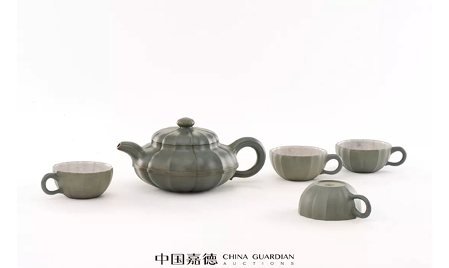 中國(guó)嘉德2019春拍精品導(dǎo)覽 | 拍賣市場(chǎng)上首見的顧景舟制綠泥合菱壺