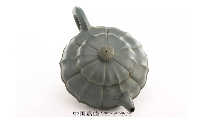 中國(guó)嘉德2019春拍精品導(dǎo)覽 | 拍賣市場(chǎng)上首見的顧景舟制綠泥合菱壺