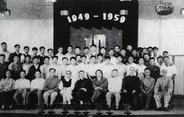 中國(guó)嘉德2019秋拍 |  赤城寶琴青角音——?jiǎng)⒕吧叵壬f藏元朱致遠(yuǎn)琴