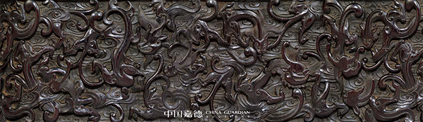 中國(guó)嘉德2019秋拍 |  明代紫檀木雕虬龍夔鳳紋筆筒|《清雋明朗-明清古典家具精品》專場(chǎng)