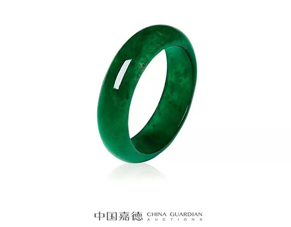 中國(guó)嘉德2019秋拍 |  以玉比德，珠寶專場(chǎng)精品翡翠賞析